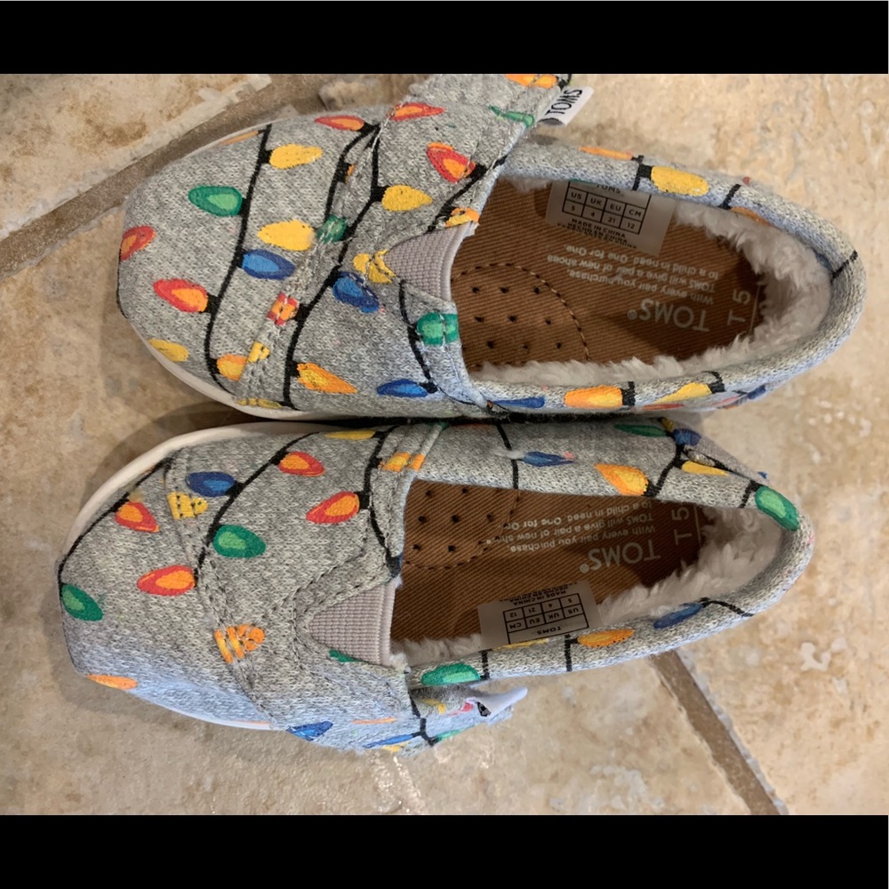 Toms never been worn